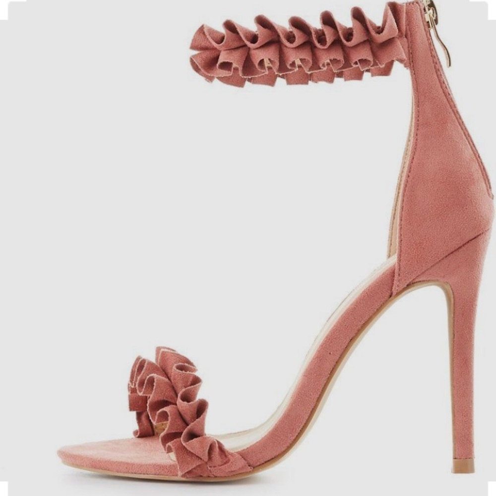 ruffled heels